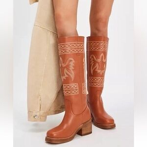 Dingo Avalon Equestrian Western Boots size 8